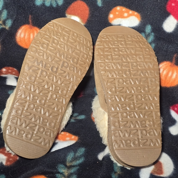 Pawz by Bearpaw Loki II slide slipper Size 7 - Picture 6 of 6